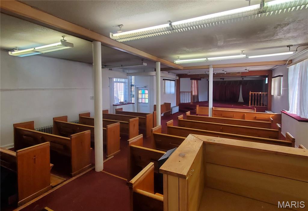 Green Lea Pl Addn - Commercial Sale