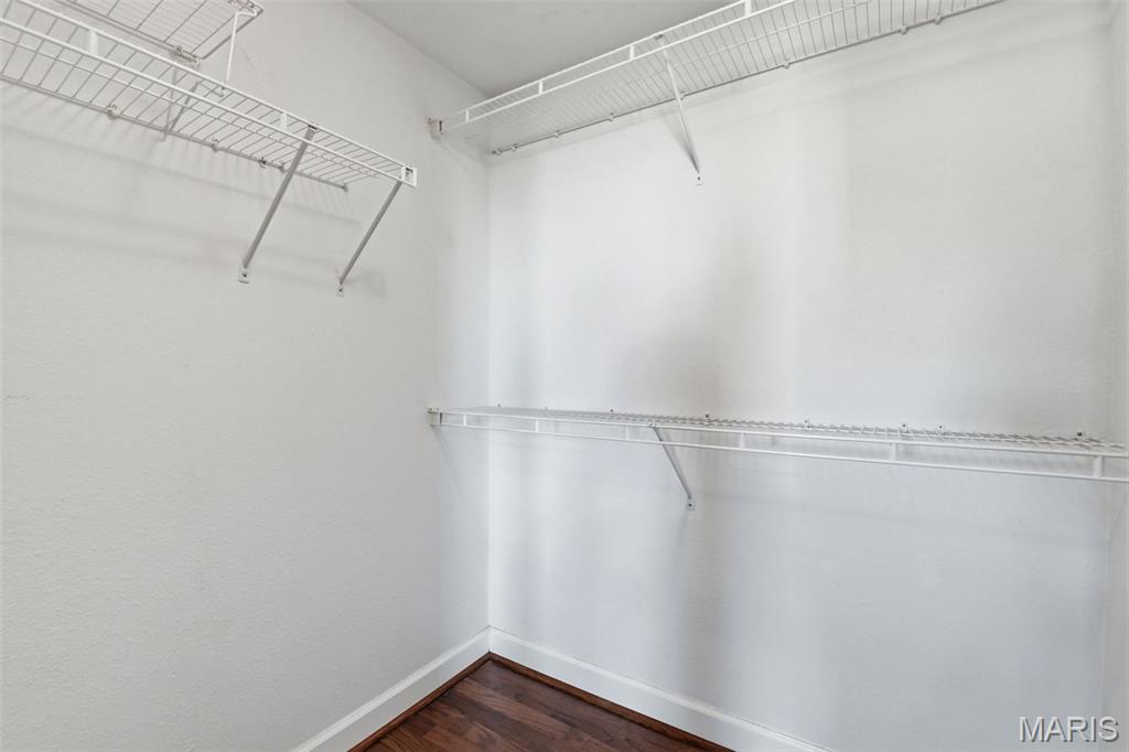 5330-5360 Pershing Condo - Residential