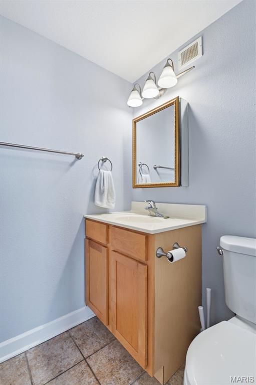 5330-5360 Pershing Condo - Residential