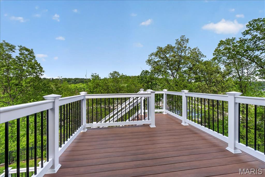 804 Cedar Bluff Way