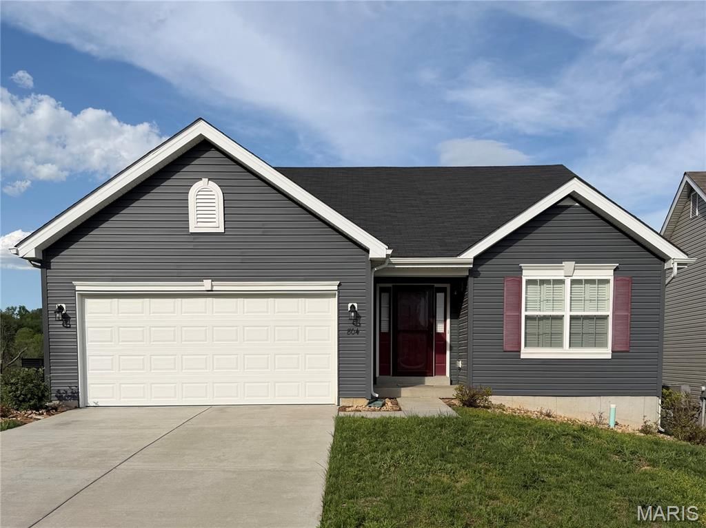 Photo of 804 Cedar Bluff Way, Fenton, MO 63026 (MLS # 26023720)