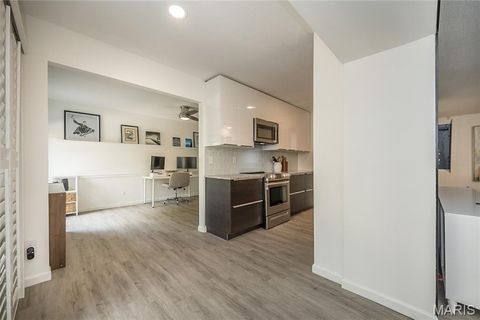 Tiny photo for 539 Coeur De Royale Drive #108, Creve Coeur, MO 63141 (MLS # 25061134)