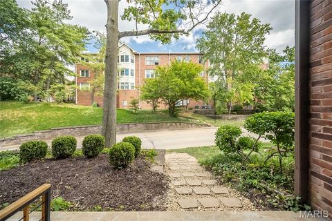 Tiny photo for 539 Coeur De Royale Drive #108, Creve Coeur, MO 63141 (MLS # 25061134)