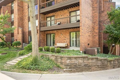 Tiny photo for 539 Coeur De Royale Drive #108, Creve Coeur, MO 63141 (MLS # 25061134)