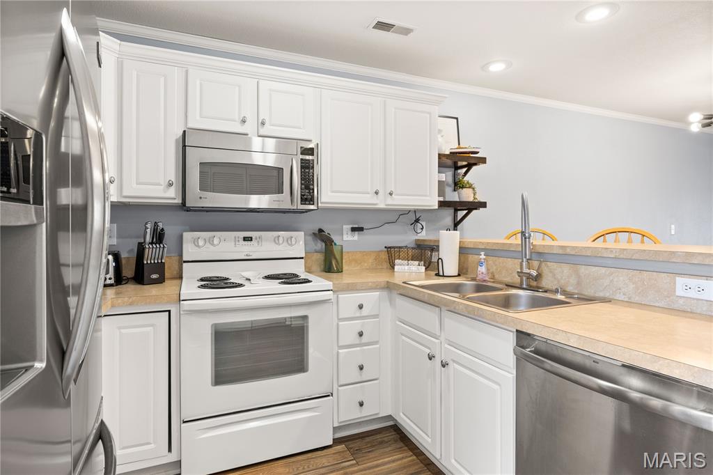 Miramar Condo - Residential