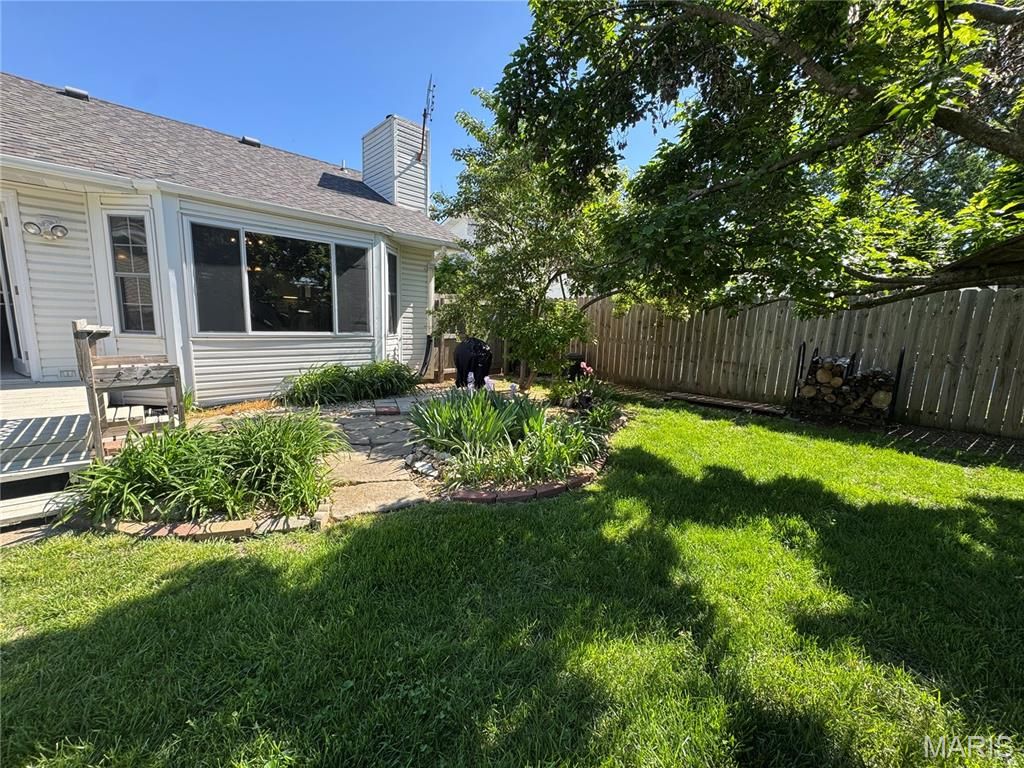 Photo of 10 Barrington Drive, St Peters, MO 63376 (MLS # 26024173)