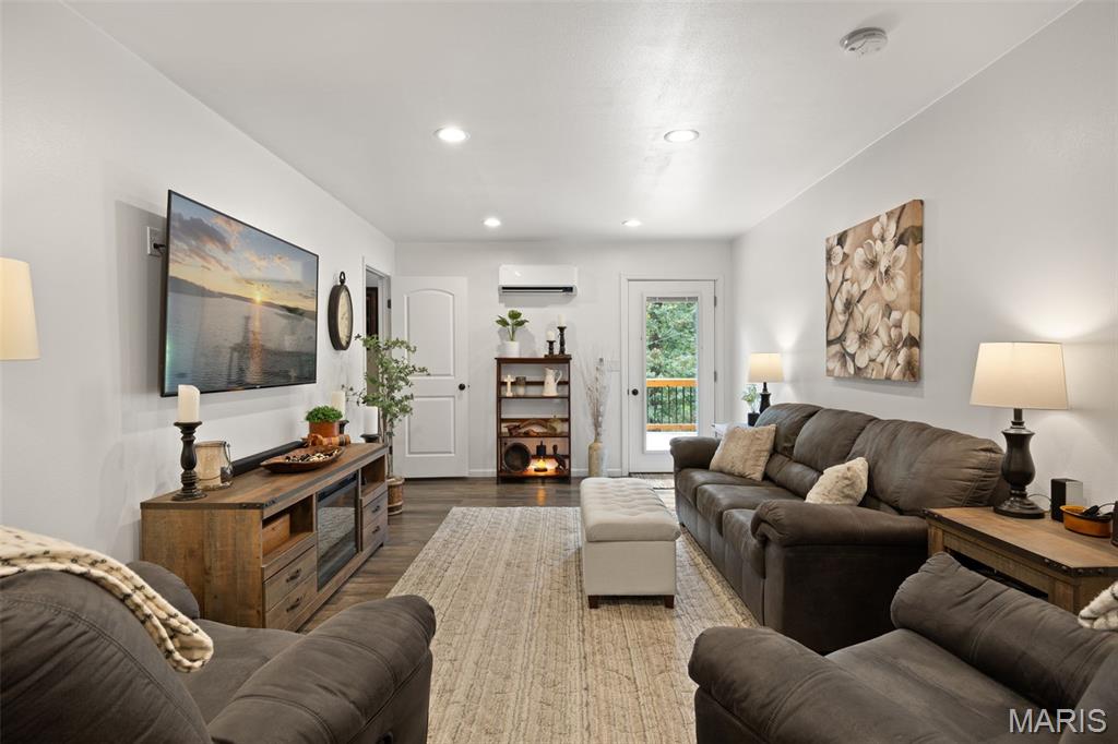 Horseshoe Bend #8 - Residential