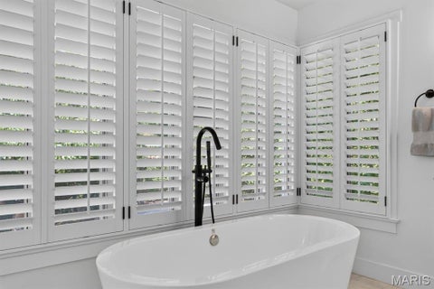 Tiny photo for 12237 Ladue Road, Creve Coeur, MO 63141 (MLS # 26047449)