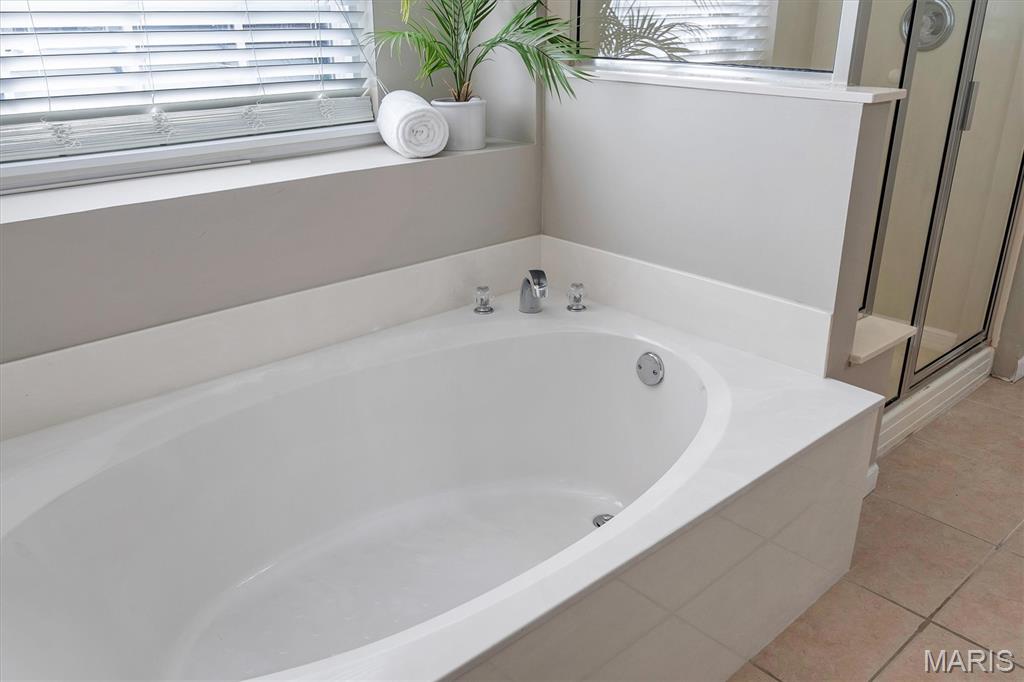 Madison Park Manor - Residential