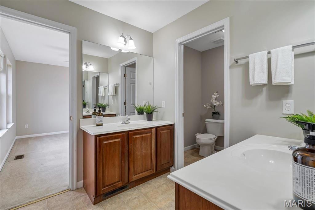 Madison Park Manor - Residential