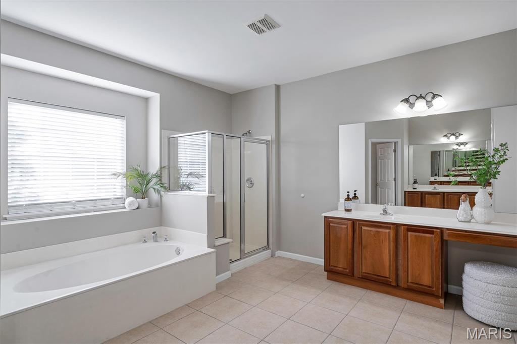 Madison Park Manor - Residential