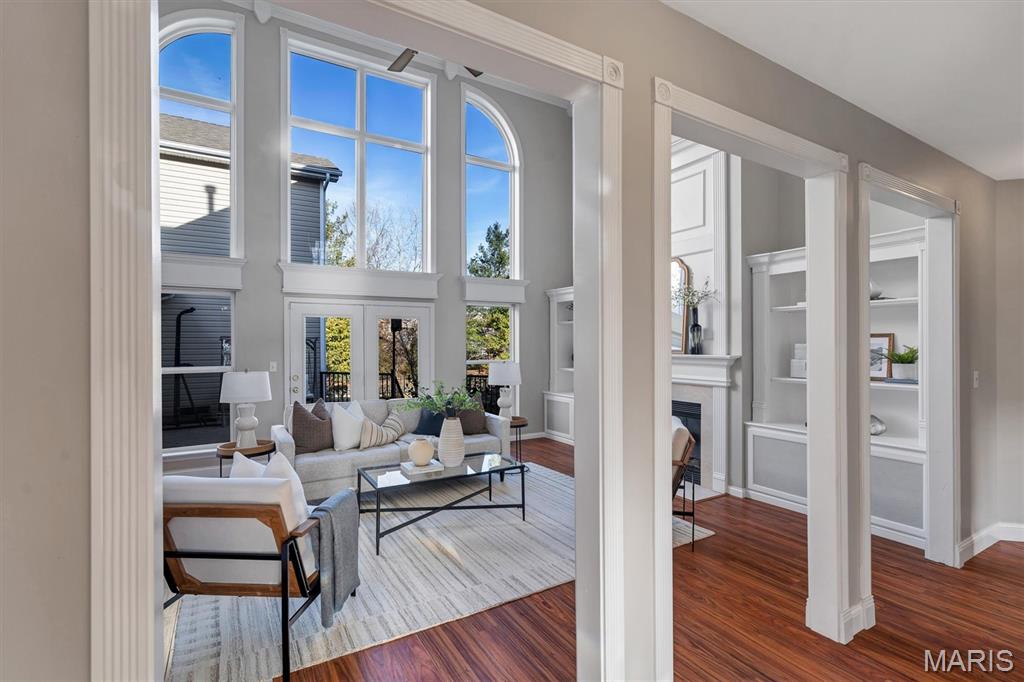 Madison Park Manor - Residential