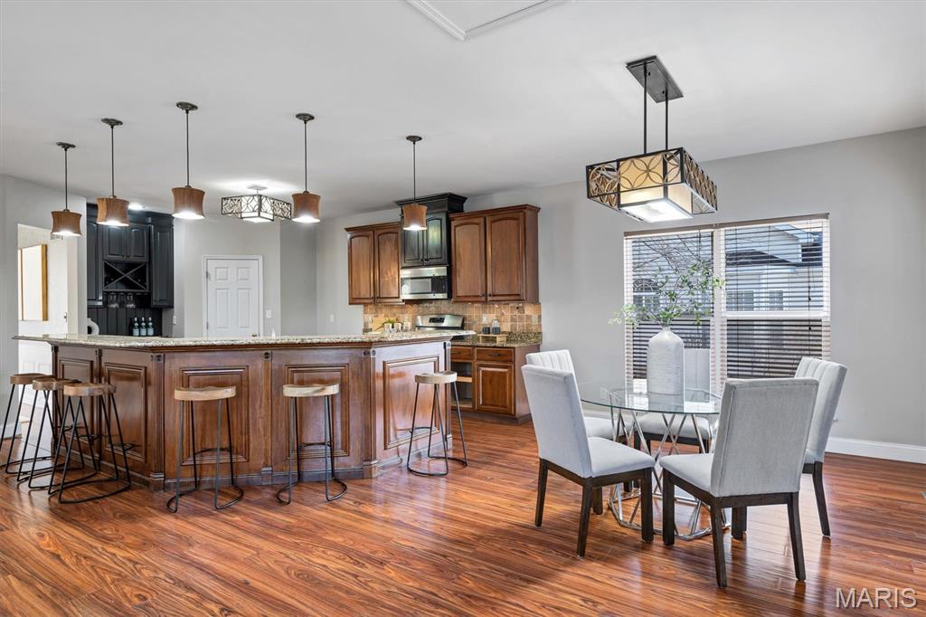 Madison Park Manor - Residential