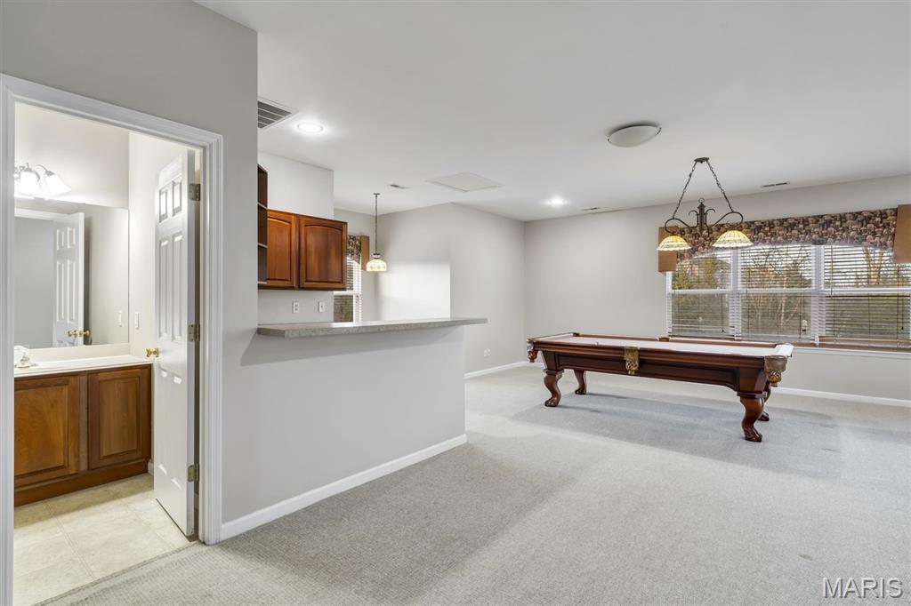 Madison Park Manor - Residential