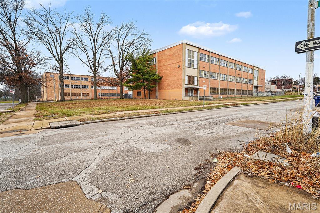 5140 Riverview Boulevard