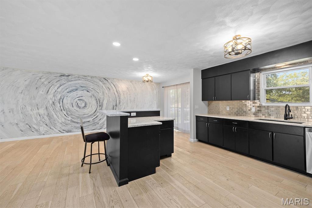 502 Fontainebleau