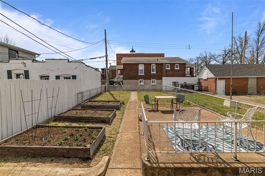 City/St Louis - Residential