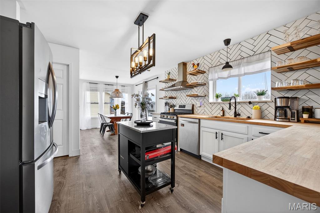 Majestic Lakes 1 - Residential