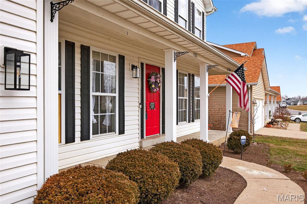 121 Majestic Lakes Boulevard