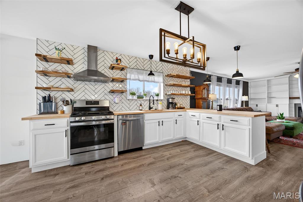 Majestic Lakes 1 - Residential