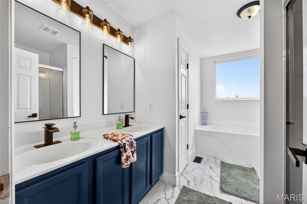 Majestic Lakes 1 - Residential