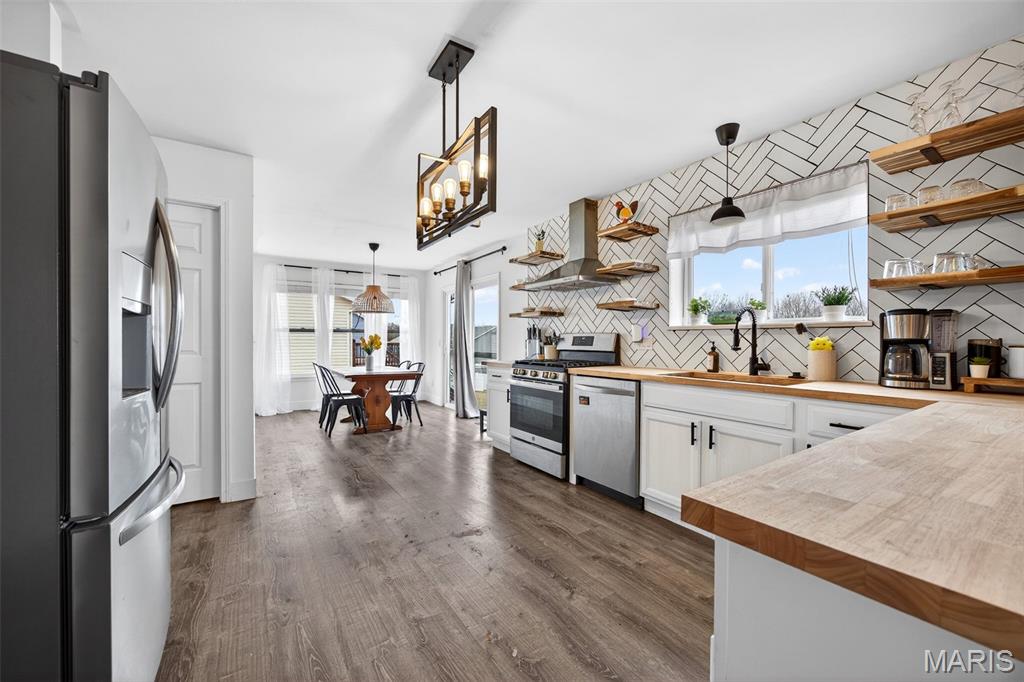 Majestic Lakes 1 - Residential