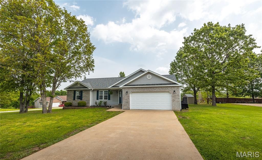 Photo of 20835 Lacombe Road, Waynesville, MO 65583 (MLS # 26026478)