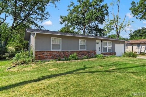 Photo of 2271 Cessna Drive, Arnold, MO 63010 (MLS # 26056393)