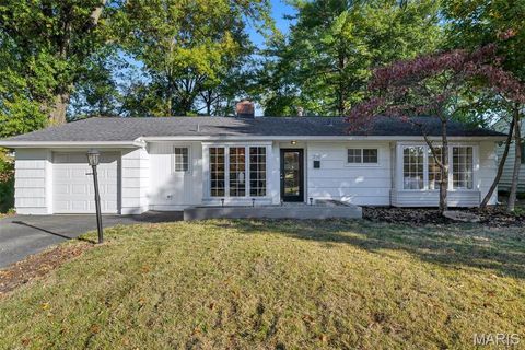 319 Dobbin Road Webster Groves MO 63119