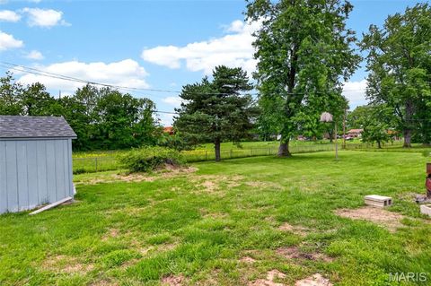 Tiny photo for 33 Cloverdale Drive, Unincorporated, MO 63304 (MLS # 26029516)