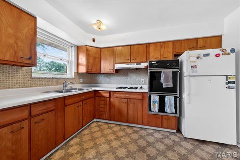 Tiny photo for 33 Cloverdale Drive, Unincorporated, MO 63304 (MLS # 26029516)