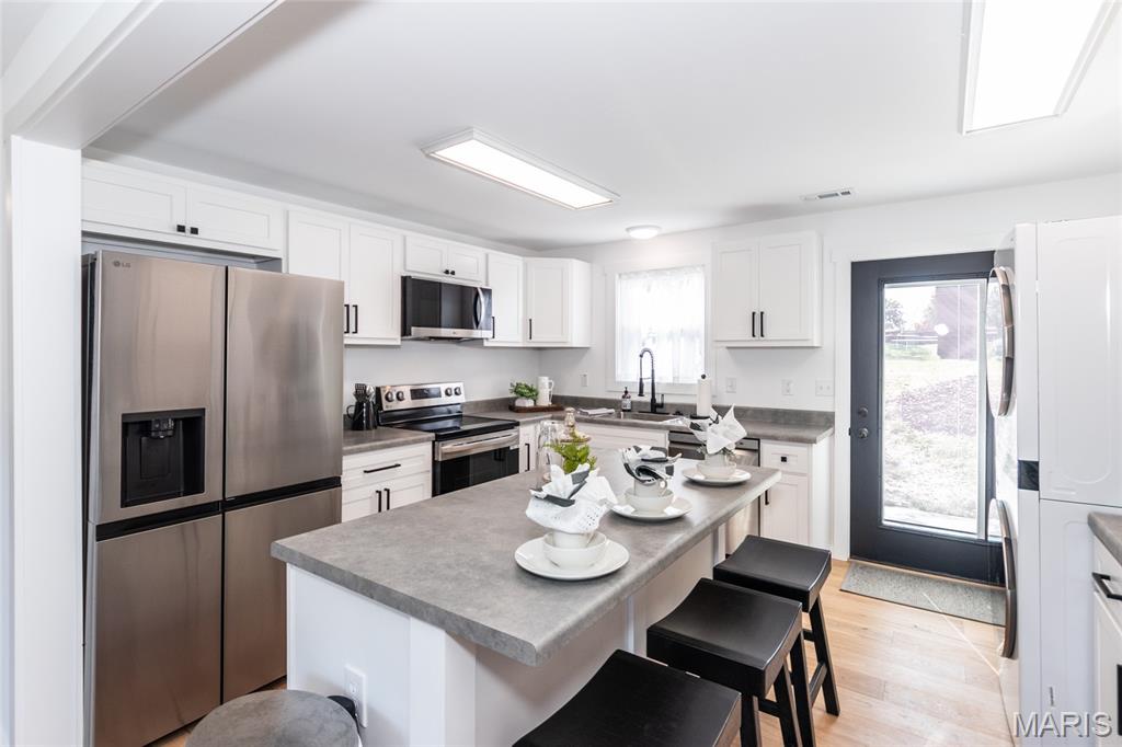 Crystal City, Missouri 63019, United States, 3 Bedrooms Bedrooms, ,1 BathroomBathrooms,Residential,Pending,223971