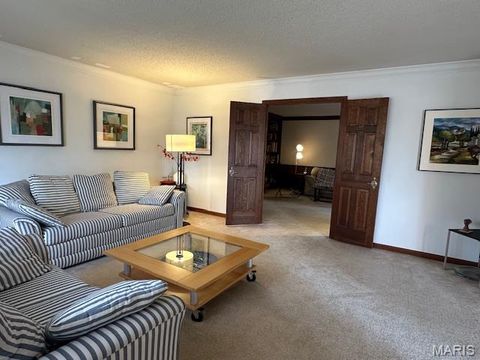 Tiny photo for 274 Falling Leaves Court, Creve Coeur, MO 63141 (MLS # 25078027)