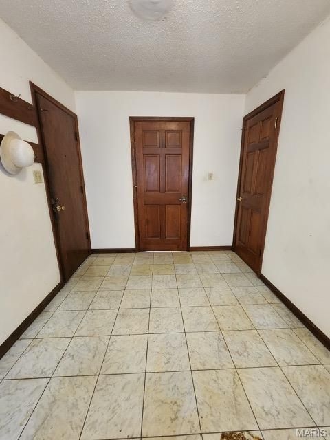 Tiny photo for 274 Falling Leaves Court, Creve Coeur, MO 63141 (MLS # 25078027)