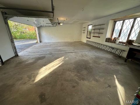 Tiny photo for 274 Falling Leaves Court, Creve Coeur, MO 63141 (MLS # 25078027)