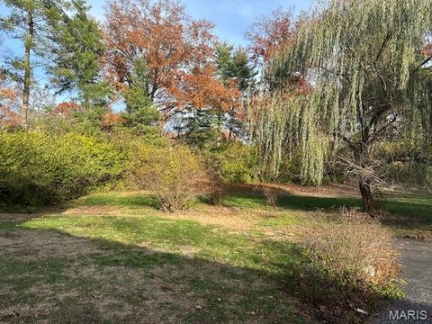 Tiny photo for 274 Falling Leaves Court, Creve Coeur, MO 63141 (MLS # 25078027)