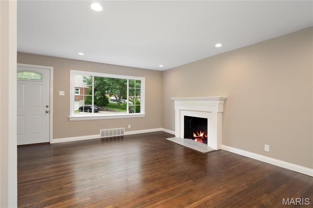Photo of 9838 Madison Avenue, Rock Hill, MO 63119 (MLS # 26035502)