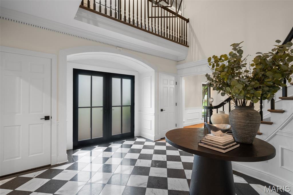 436 Tregaron Place