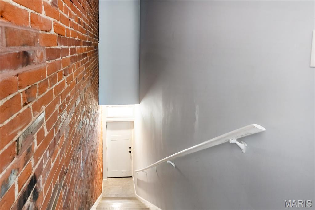 St Louis Commons Add - Residential Income