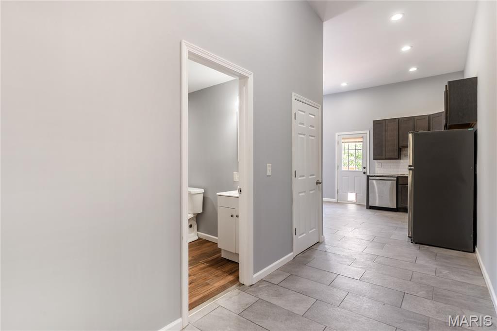 St Louis Commons Add - Residential Income