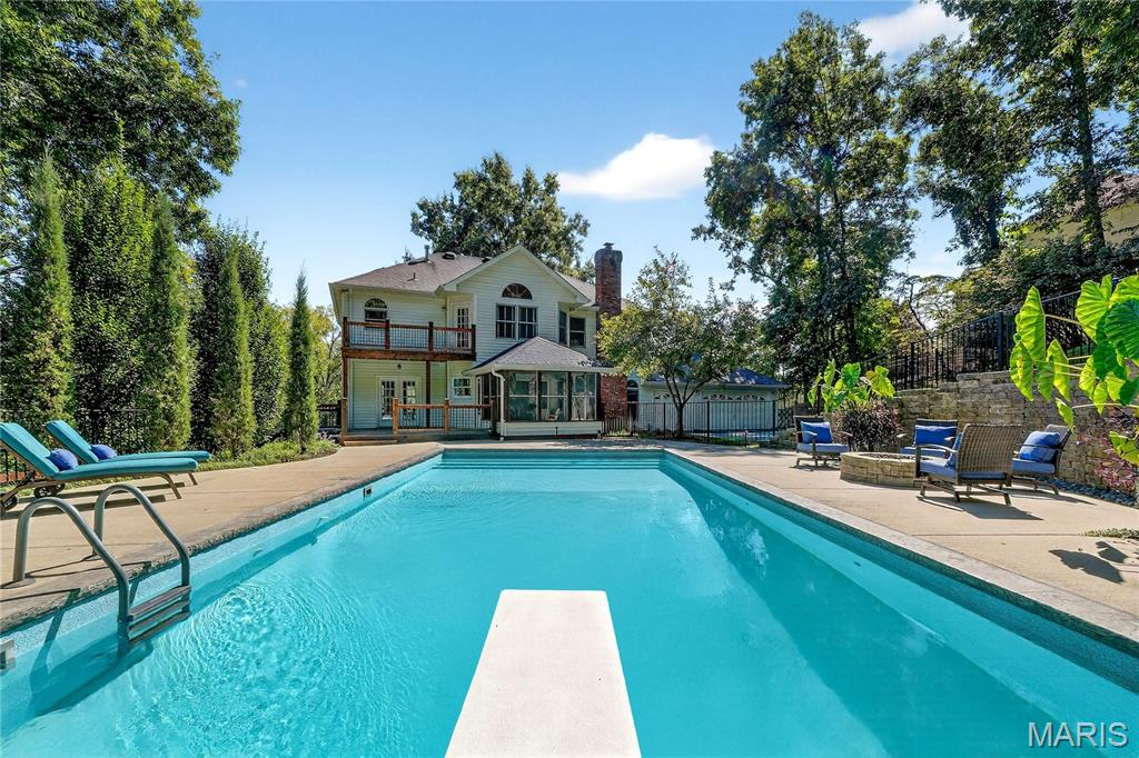 Winding Trails 8 - Residential