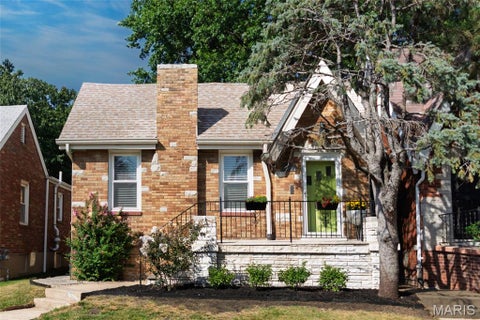 Photo of 4979 Pernod Avenue, St Louis, MO 63139 (MLS # 26060795)