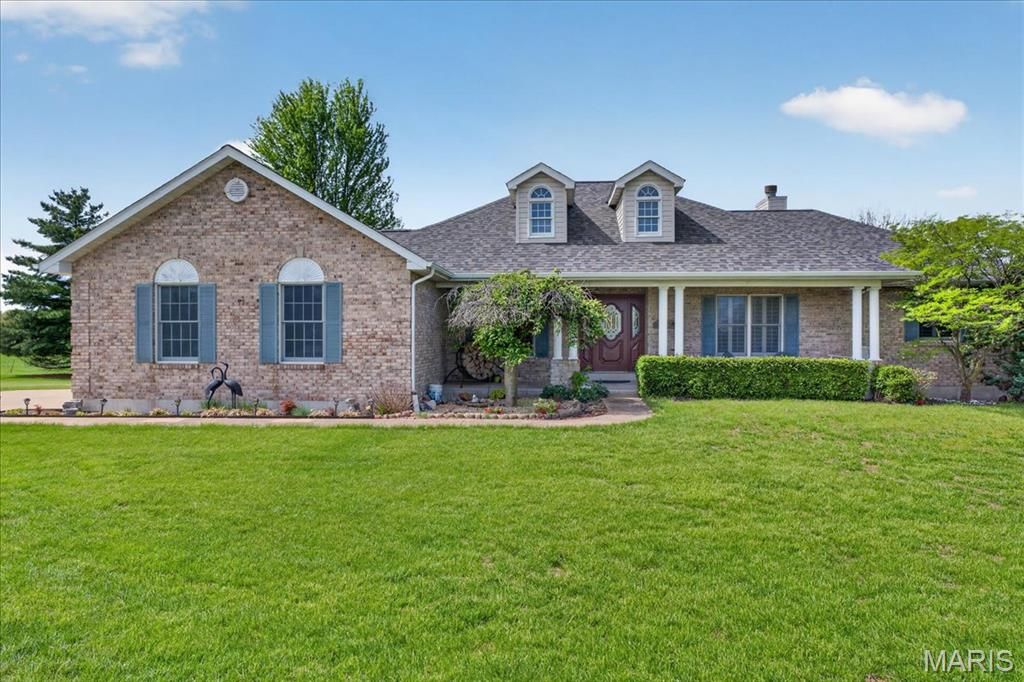 Photo of 506 Windy Hill Road, Elsberry, MO 63343 (MLS # 26022745)