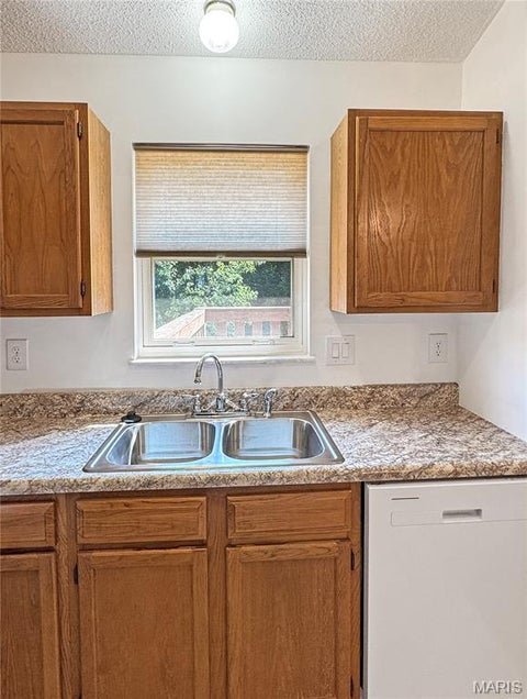 Tiny photo for 7720 Meadow View Circle, Union, MO 63084 (MLS # 26056595)