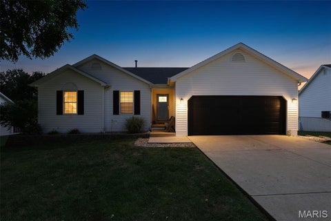 Photo of 2118 Prairie Glen Drive, Herculaneum, MO 63048 (MLS # 26047279)