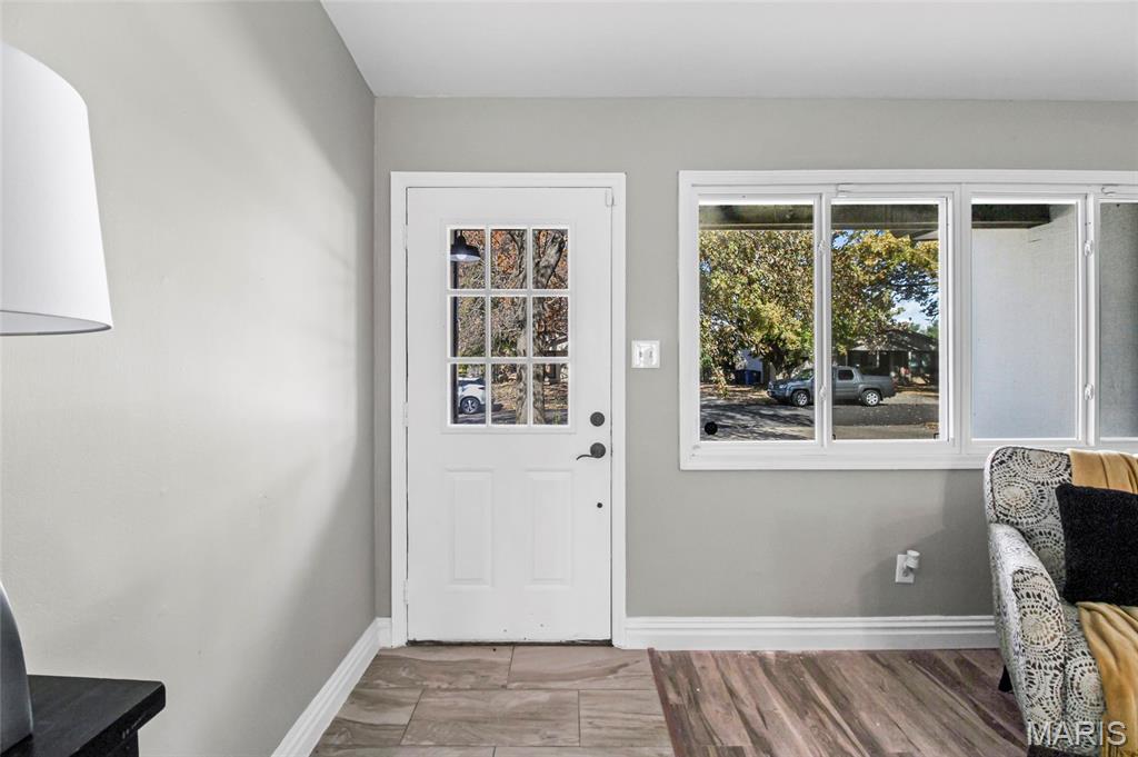 Florissant, Missouri 63033, United States, 3 Bedrooms Bedrooms, ,3 BathroomsBathrooms,Residential,Active,245716