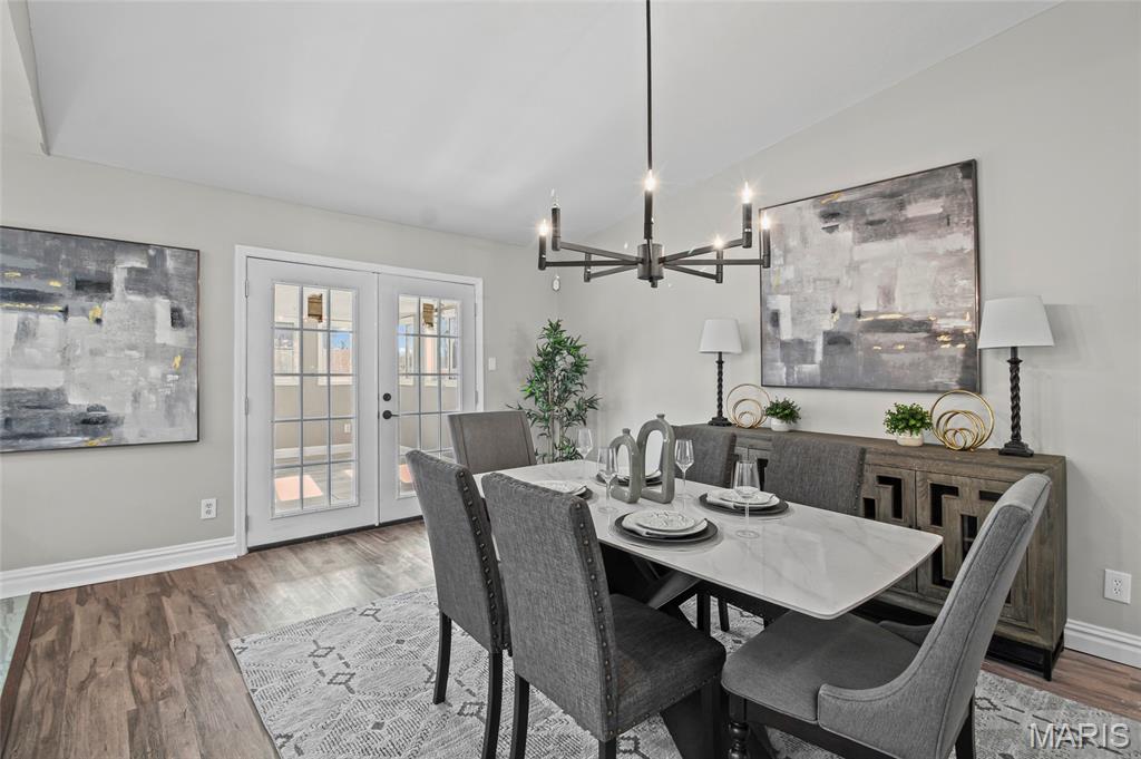 Florissant, Missouri 63033, United States, 3 Bedrooms Bedrooms, ,3 BathroomsBathrooms,Residential,Active,245716