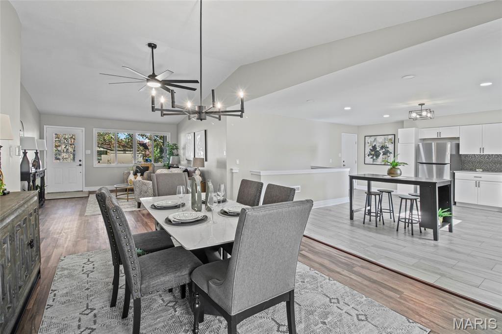 Florissant, Missouri 63033, United States, 3 Bedrooms Bedrooms, ,3 BathroomsBathrooms,Residential,Active,245716