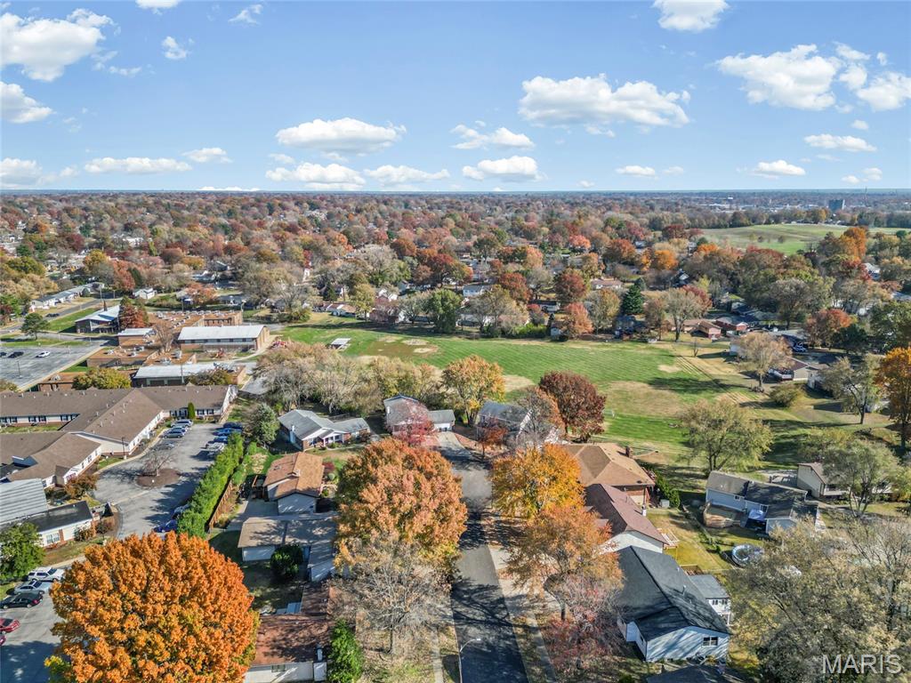 Florissant, Missouri 63033, United States, 3 Bedrooms Bedrooms, ,3 BathroomsBathrooms,Residential,Active,245716