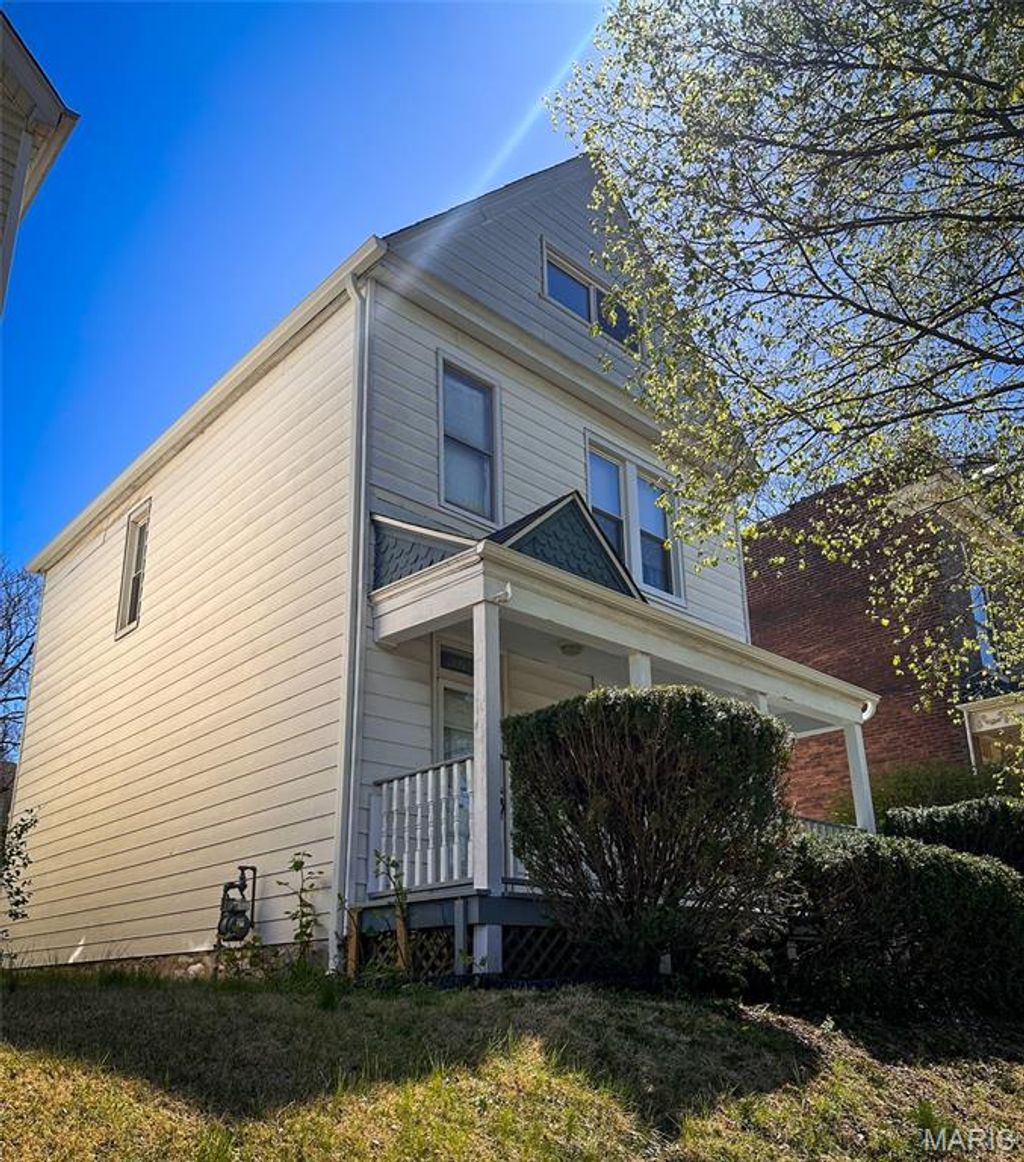 Photo of 6626 Alabama Avenue, St Louis, MO 63111 (MLS # 26020993)